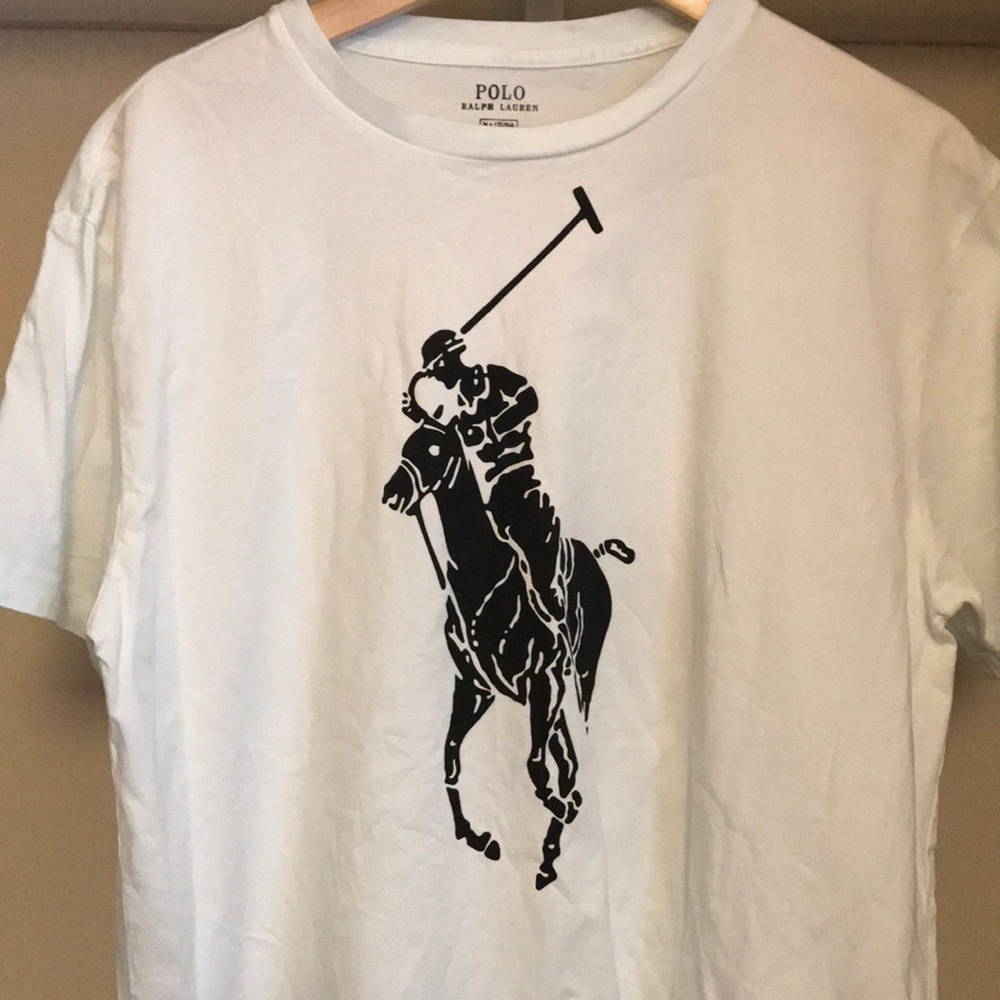 Polo T-shirt size medium. Bundle and save!